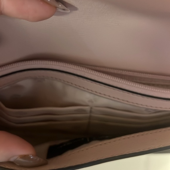 Kate Spade Minnie Mouse Crossbody Disney with Gold Zipper - Picture 8 of 8